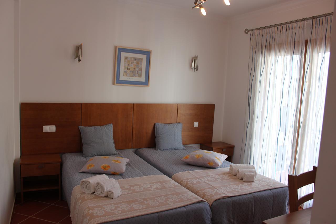 Apartamentos Colina Do Mar Downtown Albufeira Bagian luar foto
